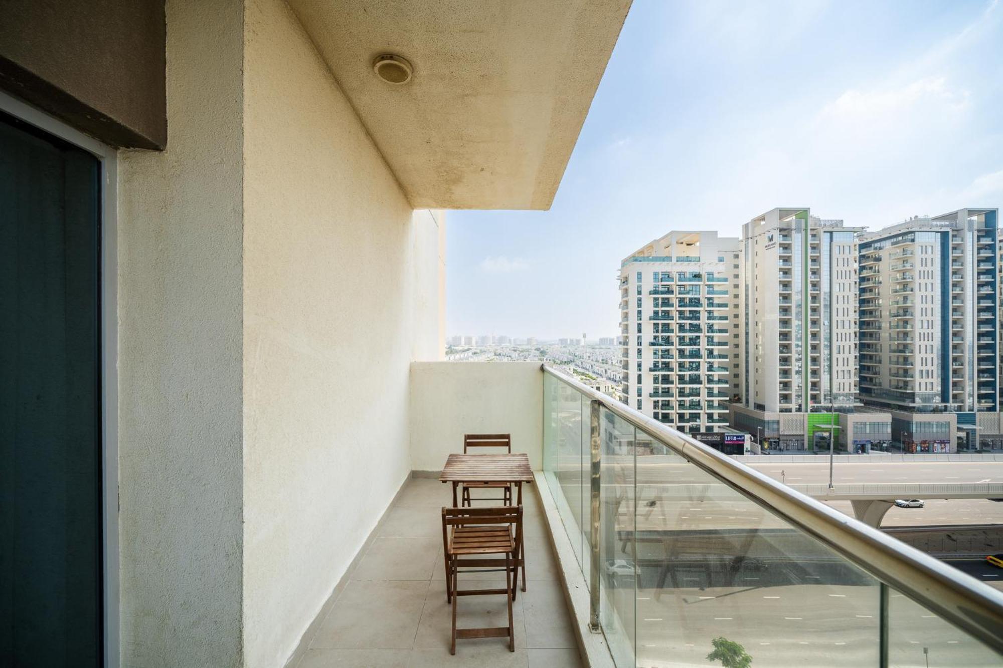 Stunning 610 Alh Vacay In Azizi Samia * Dubai
