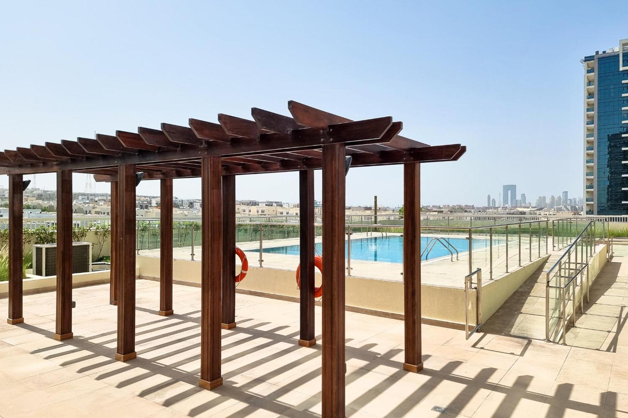 Stunning 610 Alh Vacay In Azizi Samia Dubai